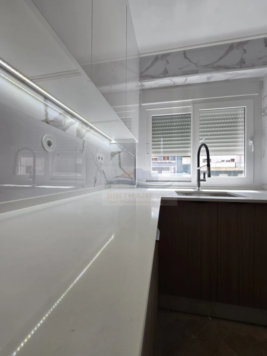 Apartamento T3 para Venda em Mina de Água Foto 8