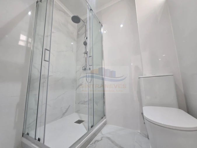 Apartamento T3 para Venda em Queluz e Belas Foto 4