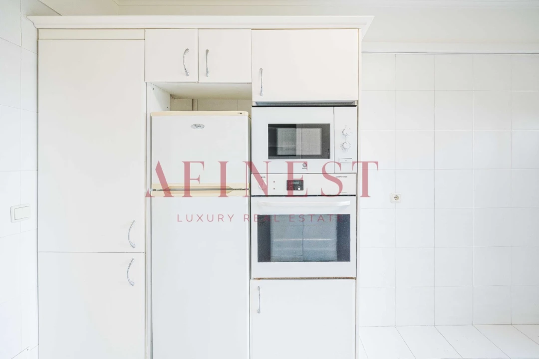 Apartamento T2 para Arrendamento em Santa Maria e São Miguel, São Martinho, São Pedro Penaferrim Foto 14