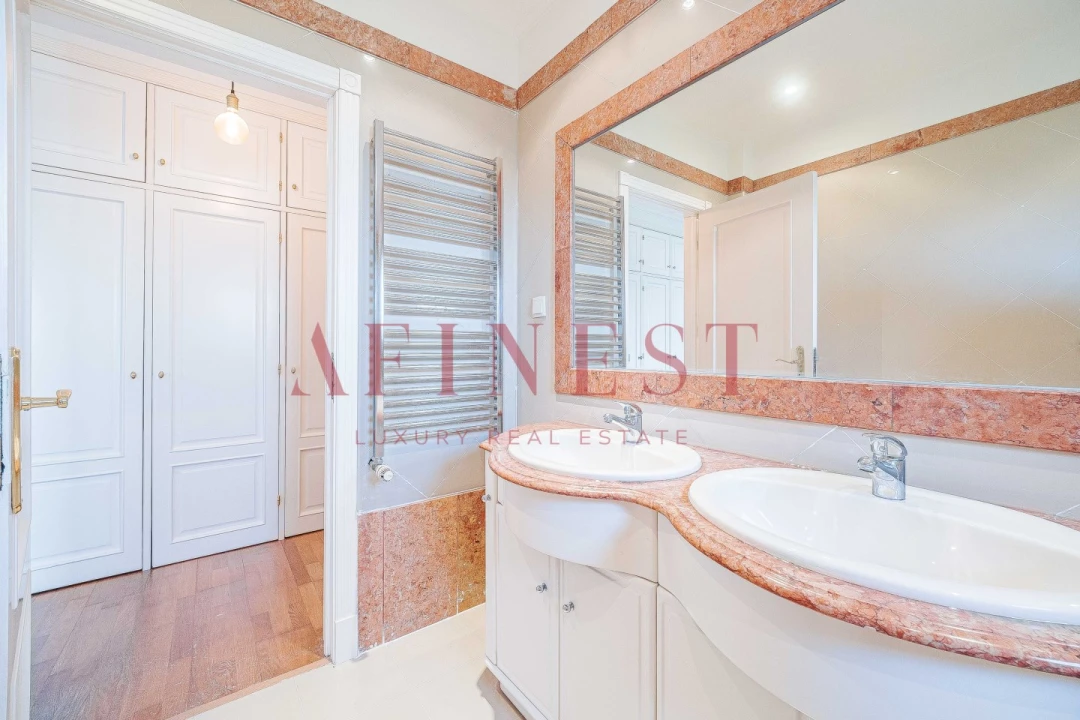 Apartamento T2 para Arrendamento em Santa Maria e São Miguel, São Martinho, São Pedro Penaferrim Foto 33