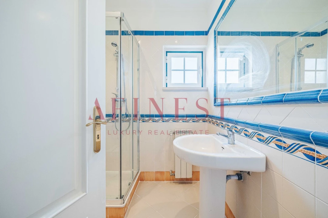 Apartamento T2 para Arrendamento em Santa Maria e São Miguel, São Martinho, São Pedro Penaferrim Foto 36