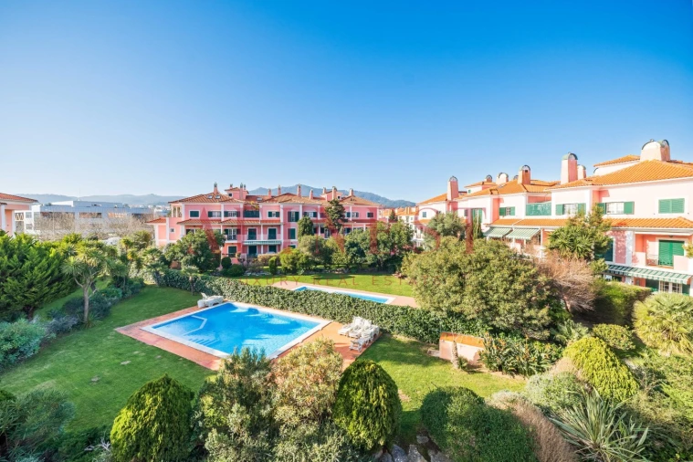 Apartamento T2 para Arrendamento em Santa Maria e São Miguel, São Martinho, São Pedro Penaferrim Foto 3