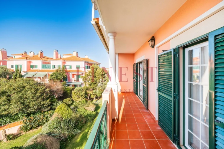 Apartamento T2 para Arrendamento em Santa Maria e São Miguel, São Martinho, São Pedro Penaferrim Foto 7