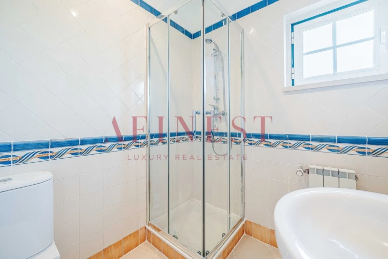 Apartamento T2 para Arrendamento em Santa Maria e São Miguel, São Martinho, São Pedro Penaferrim Foto 37