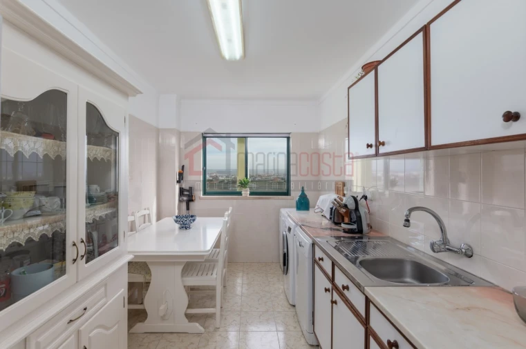 Apartamento T3 para Venda em Peniche Foto 6