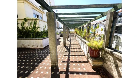 Prédio para Venda em Areeiro