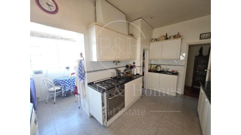 Prédio para Venda em Areeiro