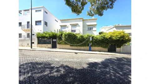 Prédio para Venda em Areeiro