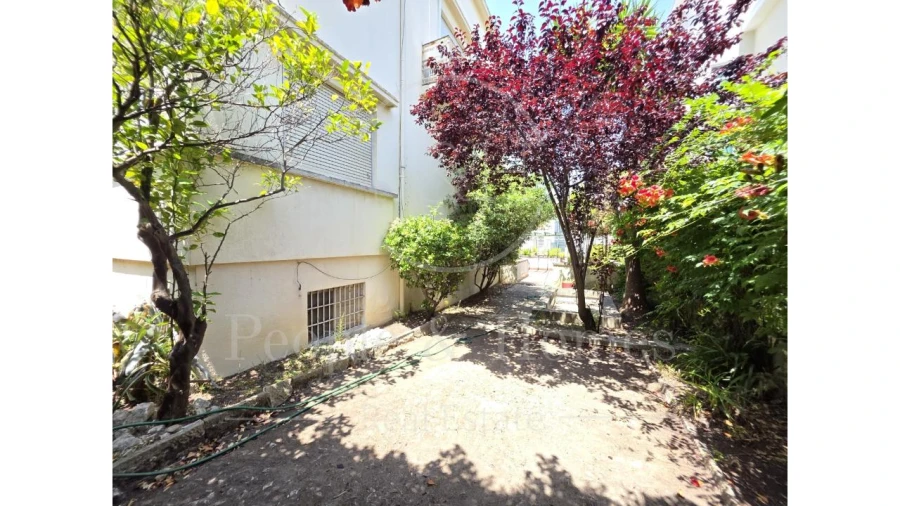 Prédio para Venda em Areeiro Foto 7