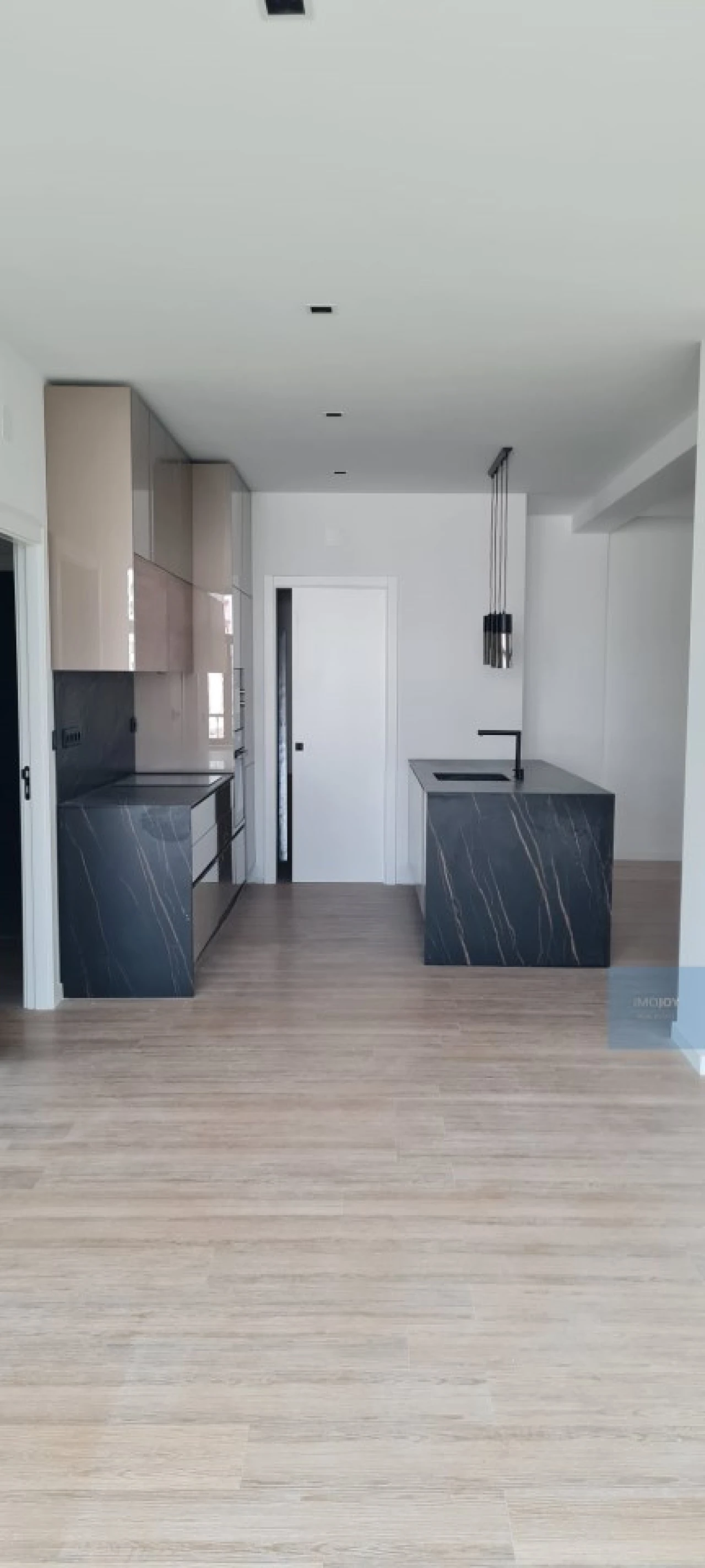 Apartamento T1 para Venda em Massamá e Monte Abraão Foto 5