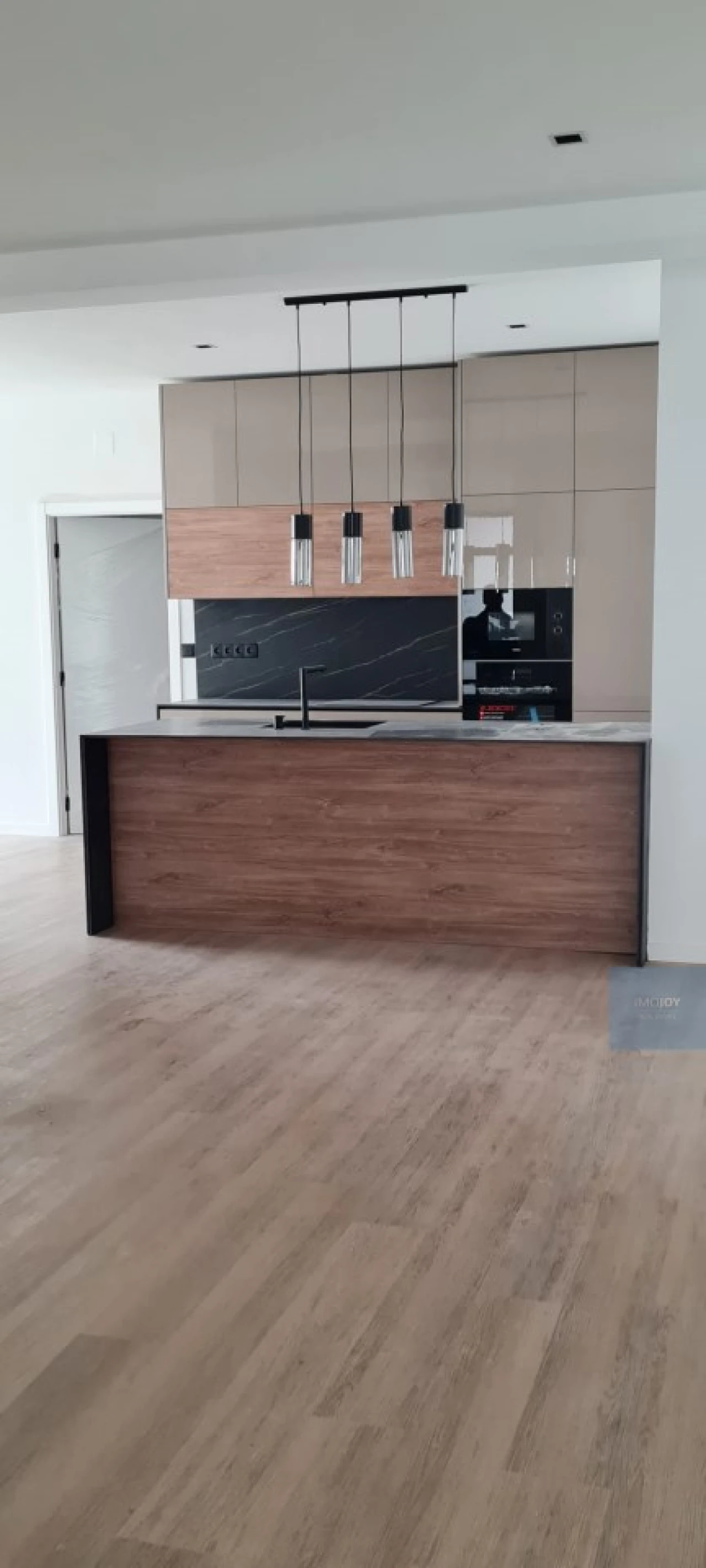 Apartamento T1 para Venda em Massamá e Monte Abraão Foto 9