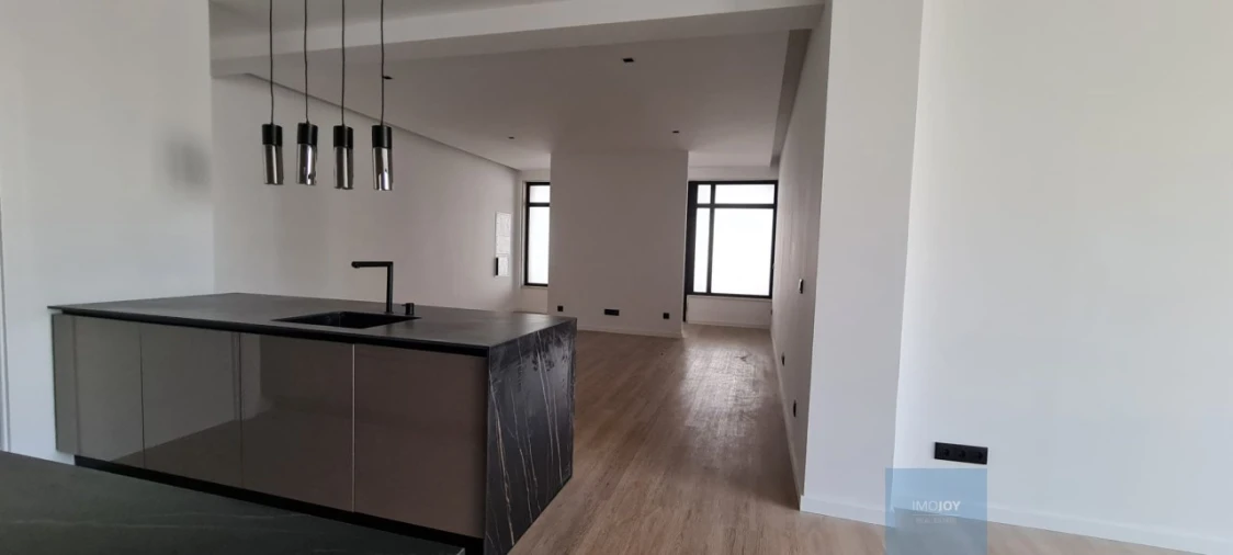 Apartamento T1 para Venda em Massamá e Monte Abraão Foto 2