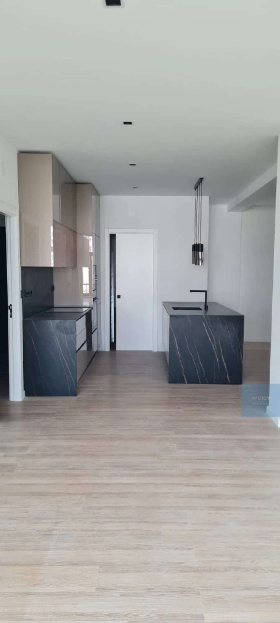 Apartamento T1 para Venda em Massamá e Monte Abraão Foto 5