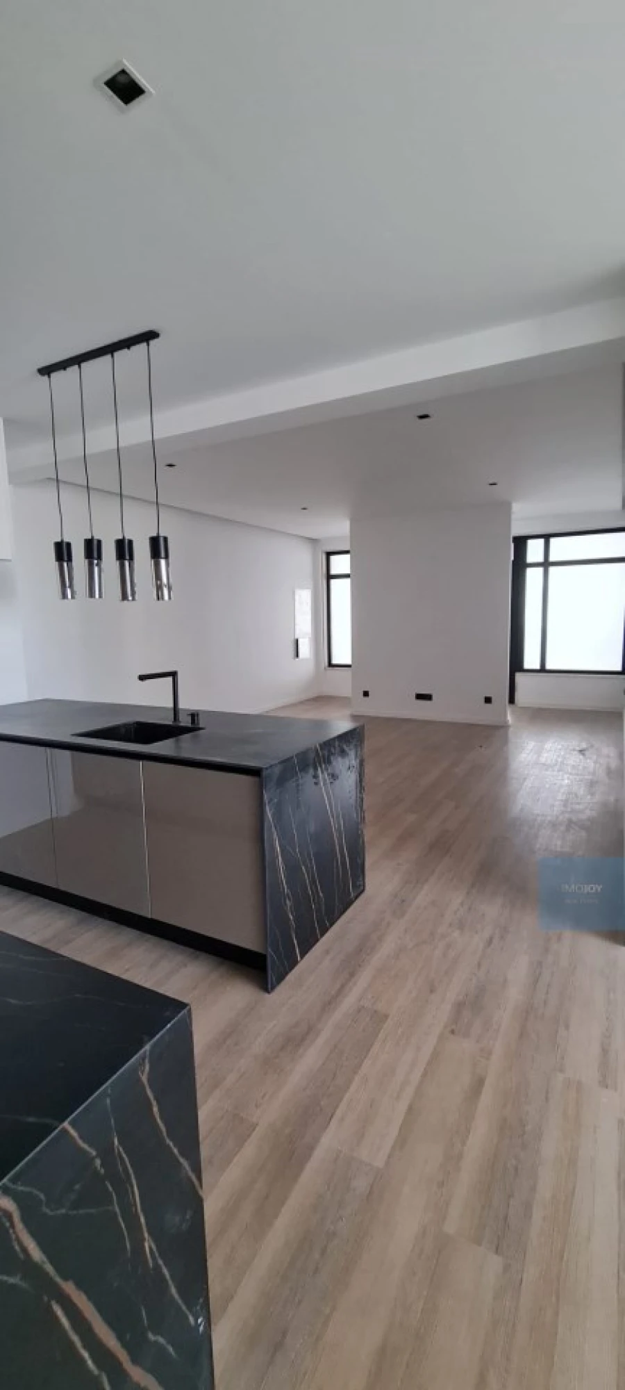 Apartamento T1 para Venda em Massamá e Monte Abraão Foto 12