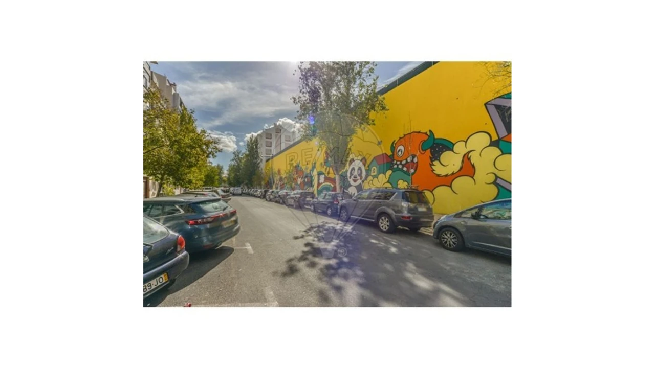 Apartamento T3 para Venda em Arroios Foto 11