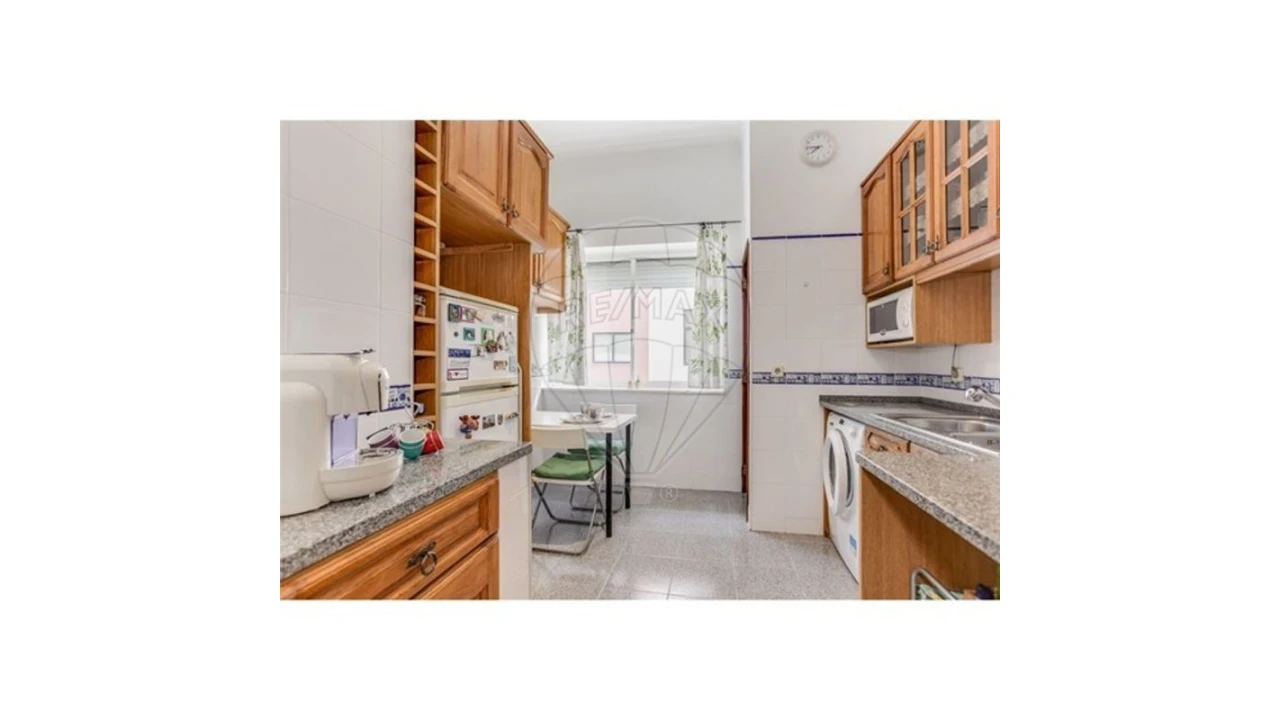 Apartamento T3 para Venda em Arroios Foto 4