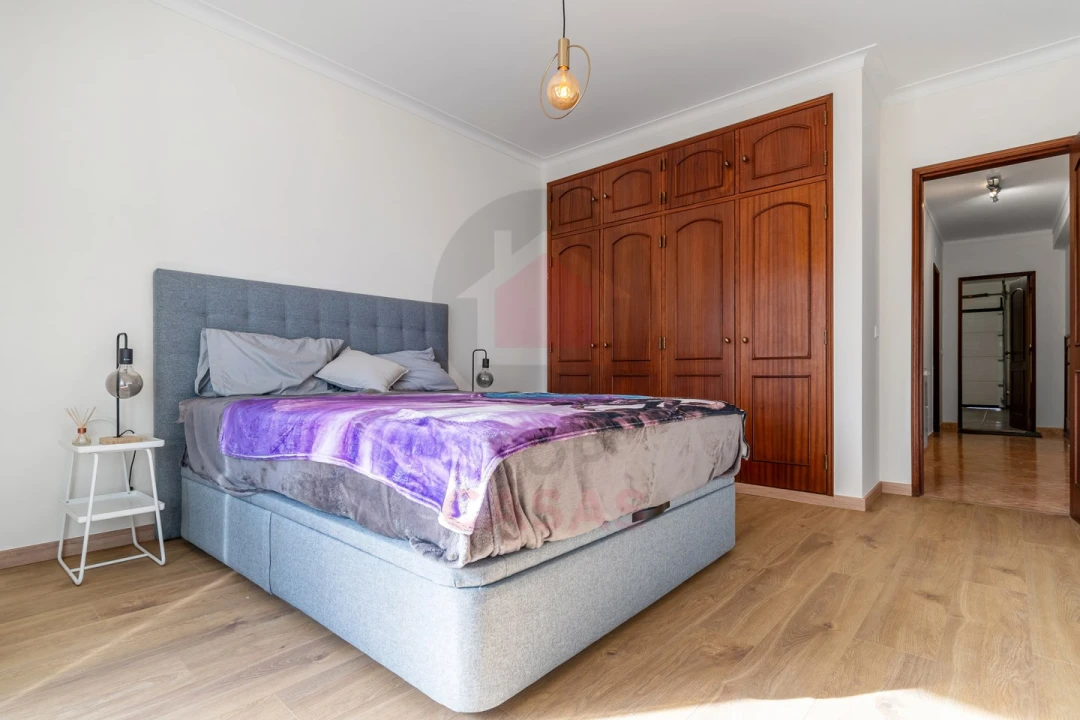 Moradia T4 para Venda em Caldas da Rainha - Santo Onofre e Serra do Bouro Foto 16