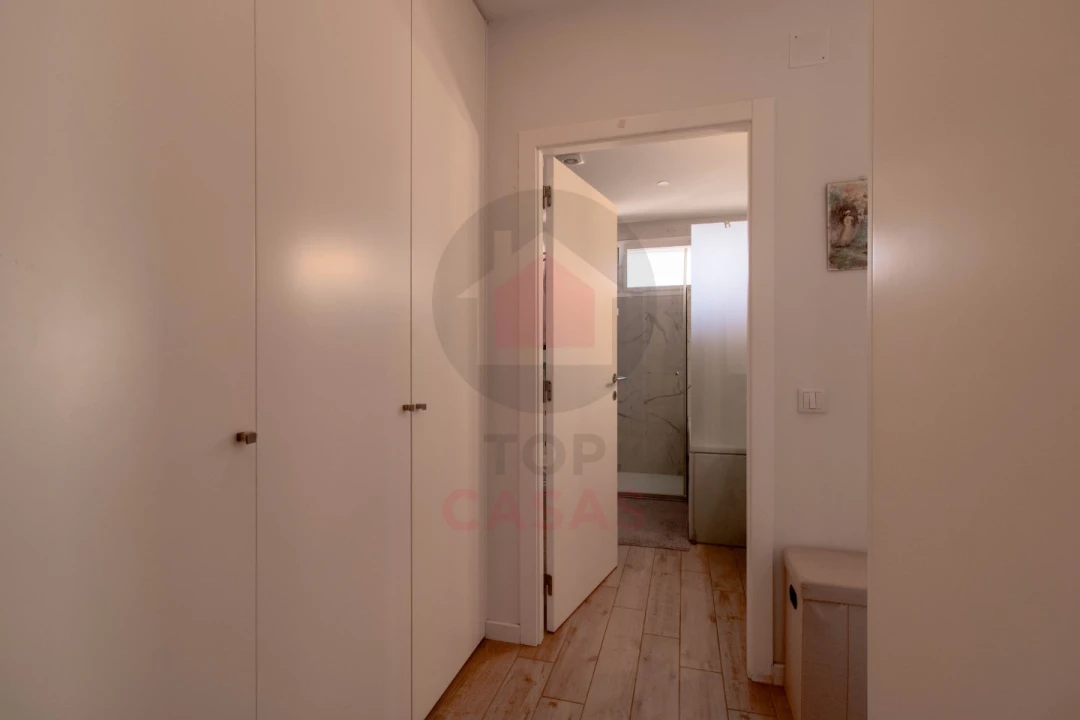 Moradia T4 para Venda em São Martinho do Porto Foto 19