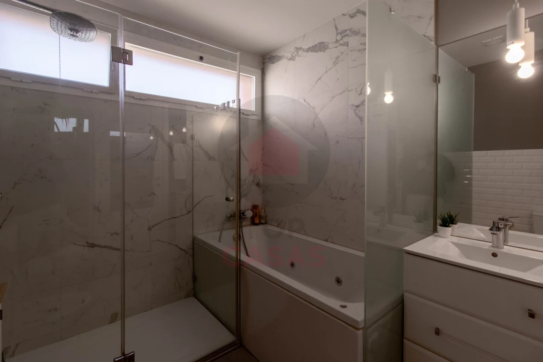 Moradia T4 para Venda em São Martinho do Porto Foto 20