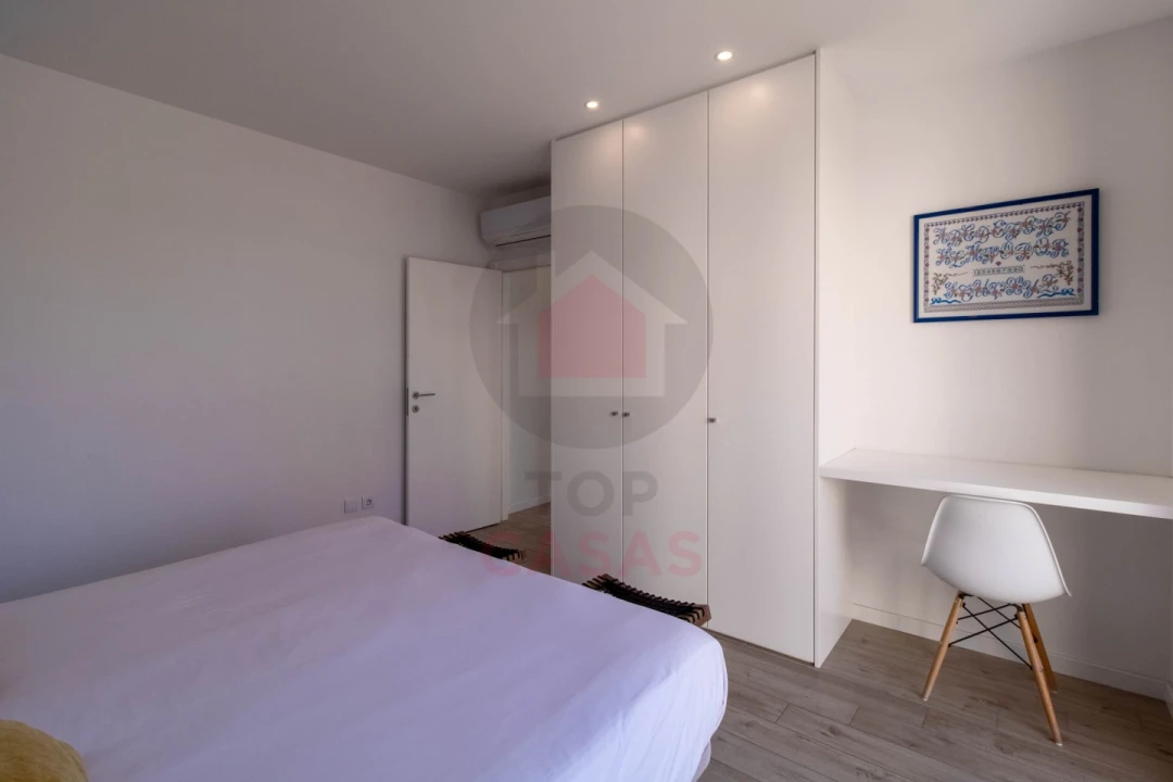 Moradia T4 para Venda em São Martinho do Porto Foto 40