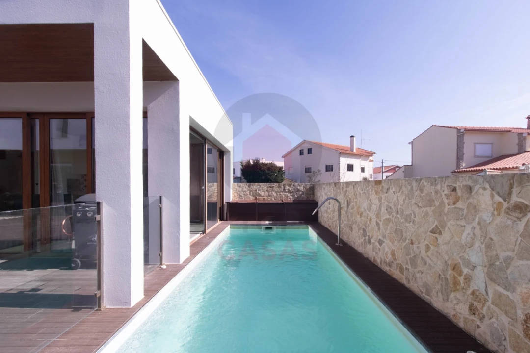 Moradia T4 para Venda em São Martinho do Porto Foto 45