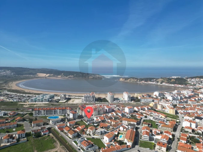 Moradia T4 para Venda em São Martinho do Porto Foto 1