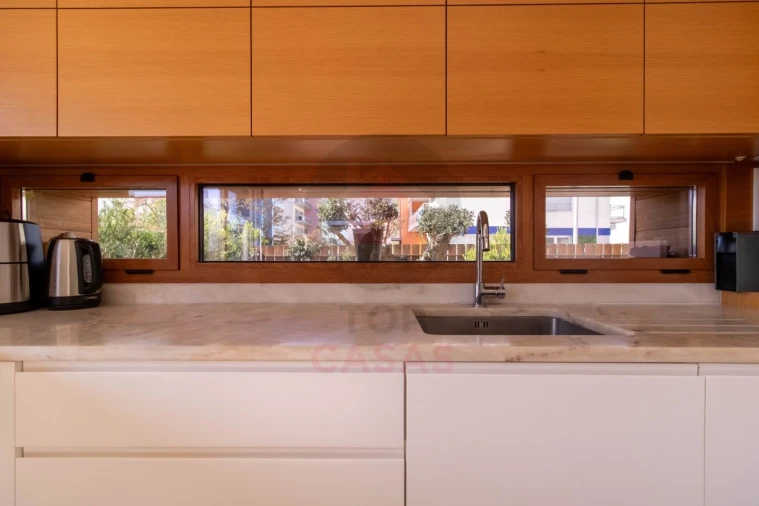 Moradia T4 para Venda em São Martinho do Porto Foto 11