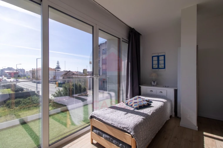 Moradia T4 para Venda em São Martinho do Porto Foto 36