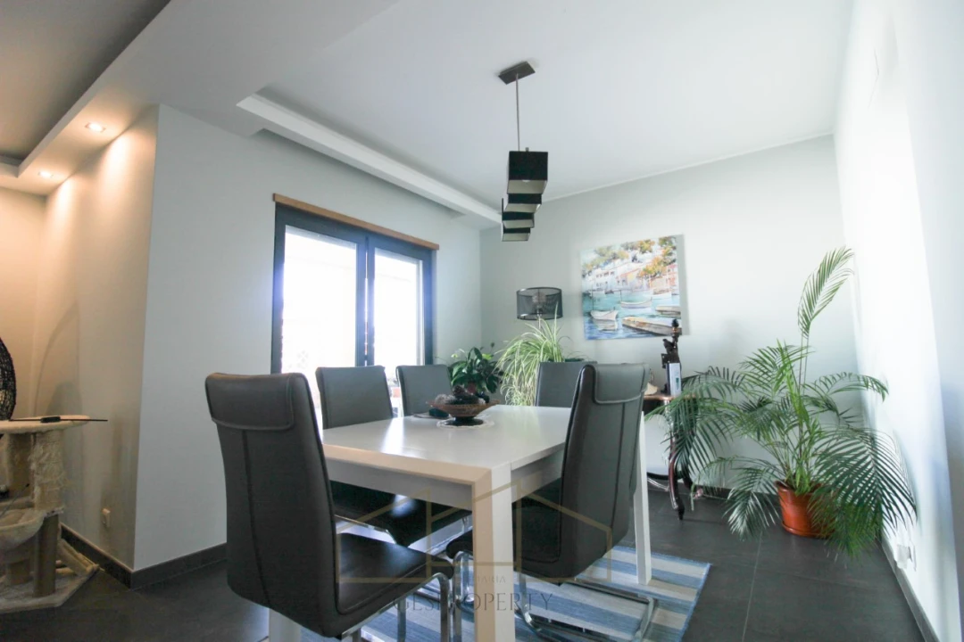 Moradia T3 para Venda em Charneca de Caparica e Sobreda Foto 11