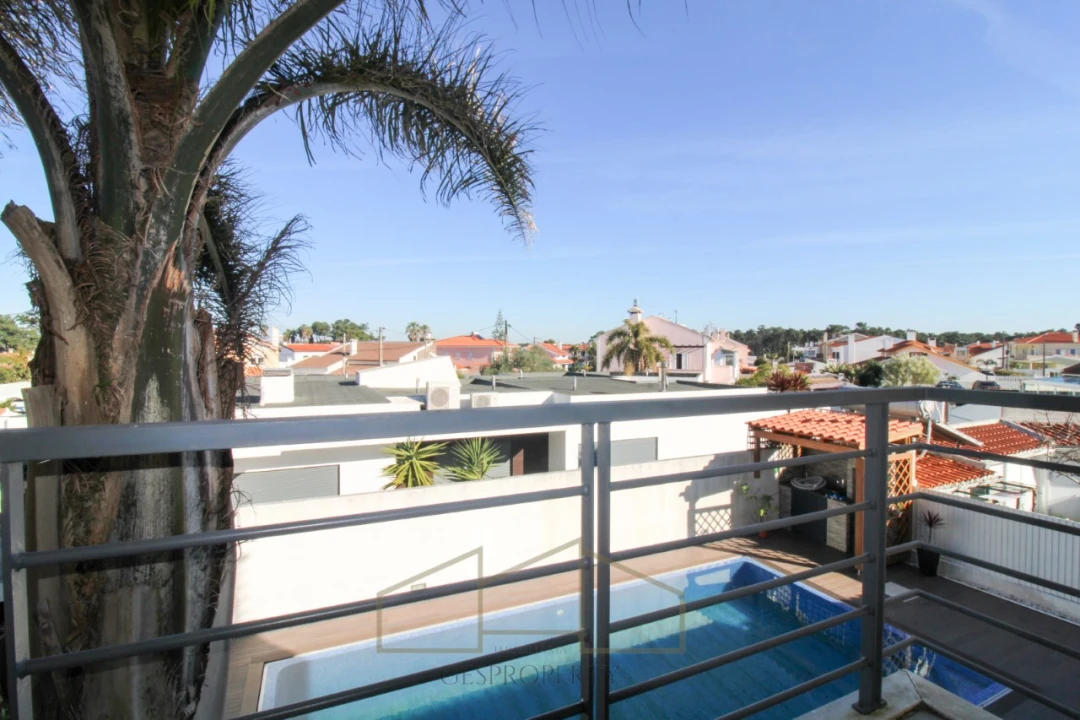 Moradia T3 para Venda em Charneca de Caparica e Sobreda Foto 33