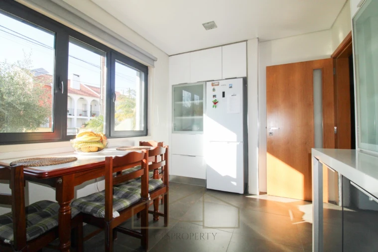 Moradia T3 para Venda em Charneca de Caparica e Sobreda Foto 14