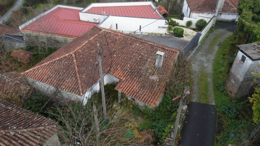 Moradia T5 para Venda em Rio de Moinhos Foto 10