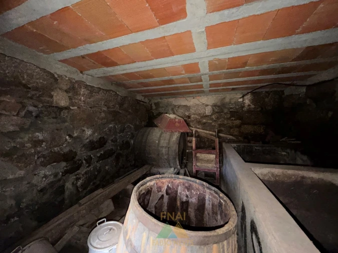 Moradia T5 para Venda em Rio de Moinhos Foto 41