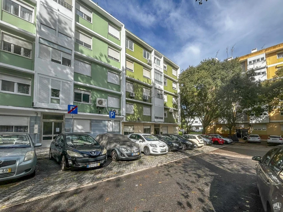 Apartamento T2 para Venda em Benfica Foto 19