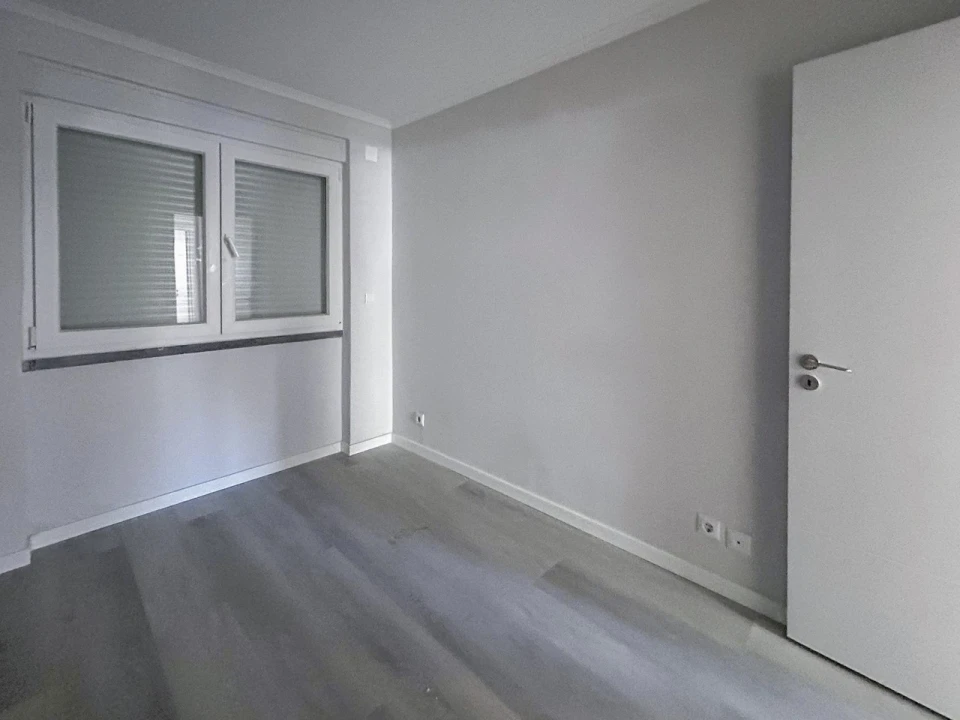Apartamento T2 para Venda em Benfica Foto 10