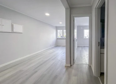 Apartamento T2 para Venda em Benfica