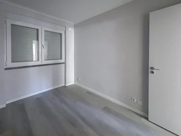 Apartamento T2 para Venda em Benfica