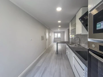 Apartamento T2 para Venda em Benfica