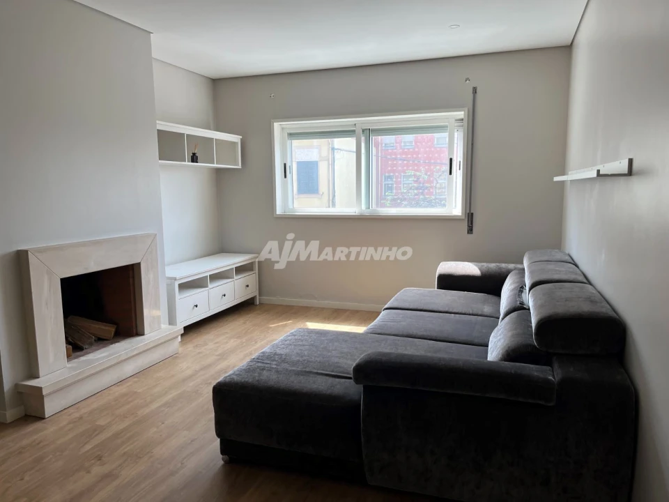 Apartamento T3 para Arrendamento em São Mamede de Infesta e Senhora da Hora Foto 8