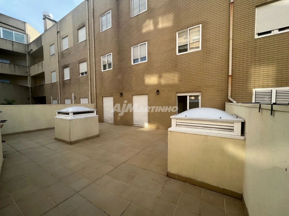 Apartamento T3 para Arrendamento em São Mamede de Infesta e Senhora da Hora Foto 21