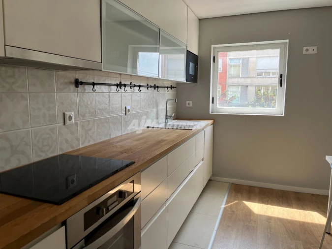 Apartamento T3 para Arrendamento em São Mamede de Infesta e Senhora da Hora Foto 6