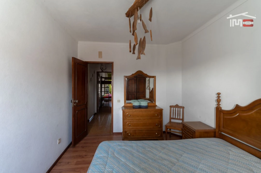 Apartamento T2 para Venda em Nazare Foto 9