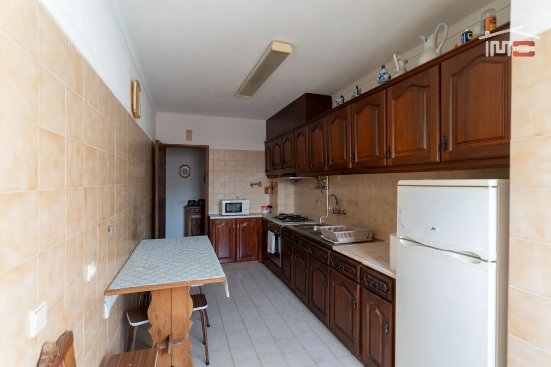 Apartamento T2 para Venda em Nazare Foto 19