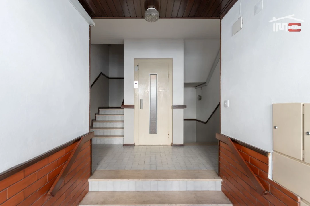 Apartamento T2 para Venda em Nazare Foto 22