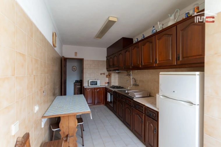 Apartamento T2 para Venda em Nazare Foto 19