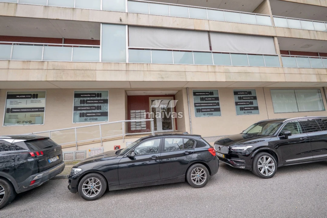 Apartamento T3 para Venda em Nogueira, Fraião e Lamaçães Foto 3
