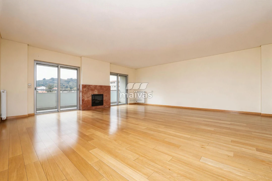 Apartamento T3 para Venda em Nogueira, Fraião e Lamaçães Foto 9