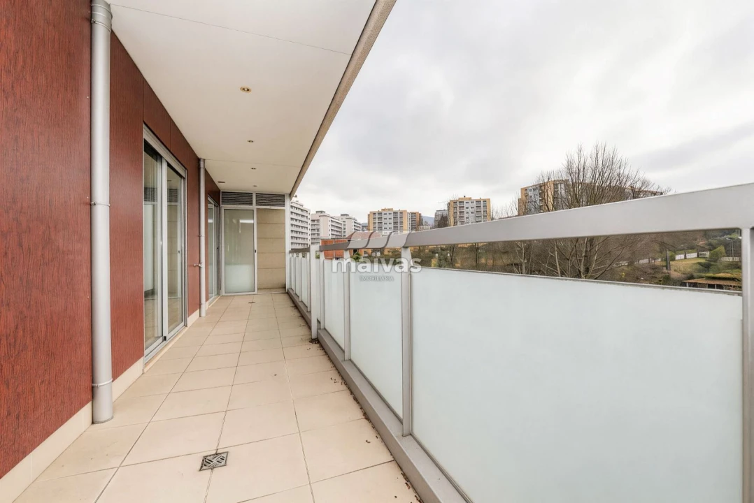 Apartamento T3 para Venda em Nogueira, Fraião e Lamaçães Foto 14