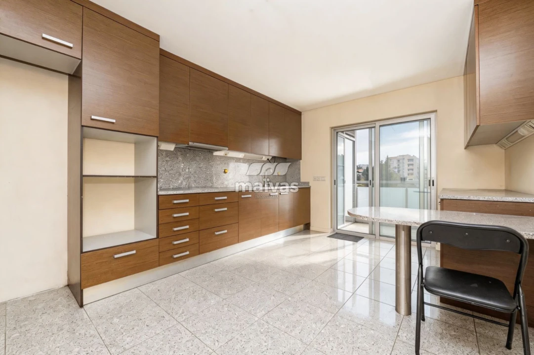 Apartamento T3 para Venda em Nogueira, Fraião e Lamaçães Foto 19