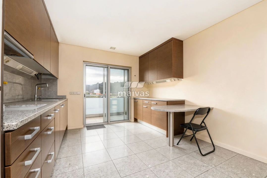 Apartamento T3 para Venda em Nogueira, Fraião e Lamaçães Foto 20